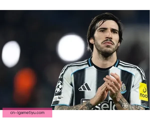 以前曼联助教力荐托纳利乔林顿